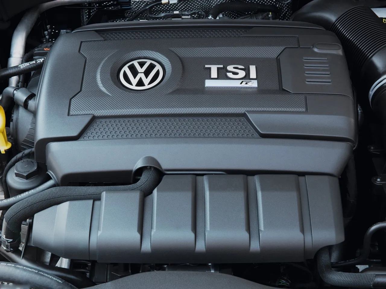Volkswagen Golf R (2014) – motor