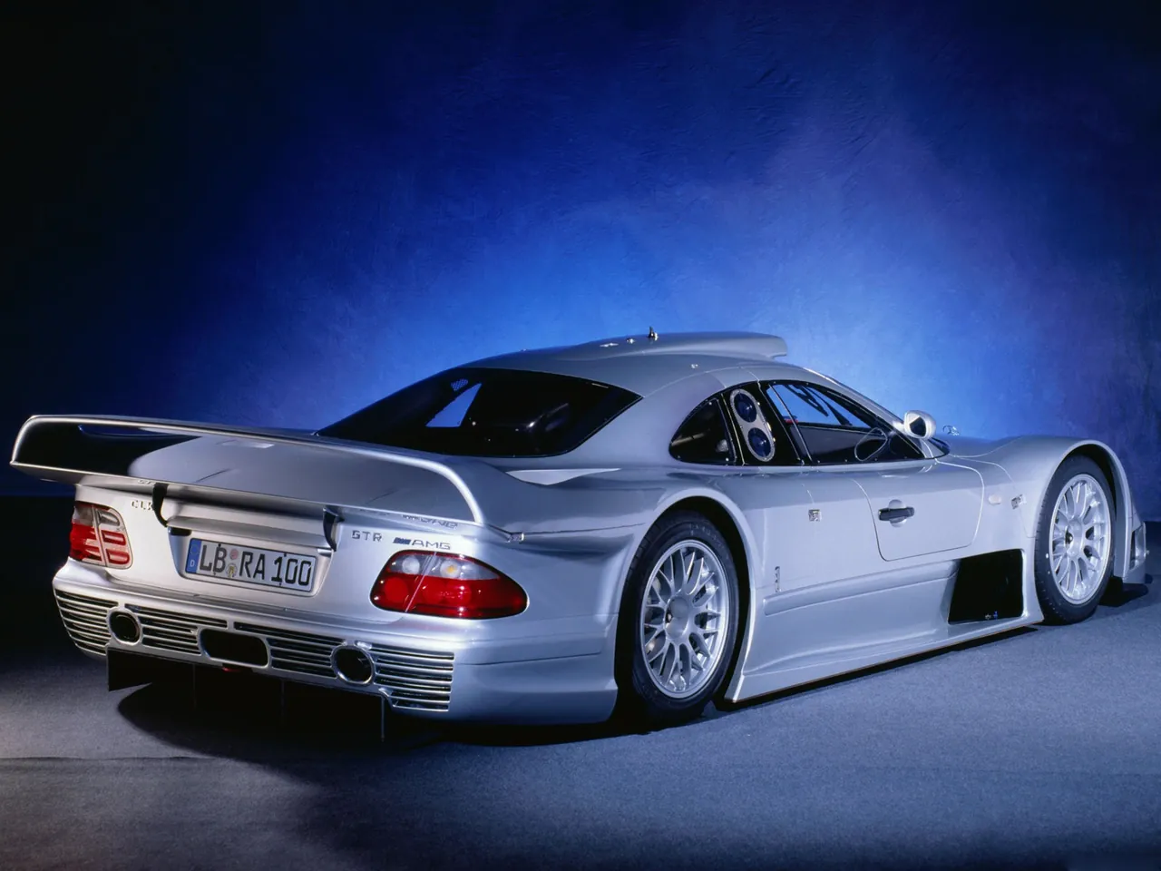 Mercedes-Benz CLK GTR (1999) - Rear Three-Quarter