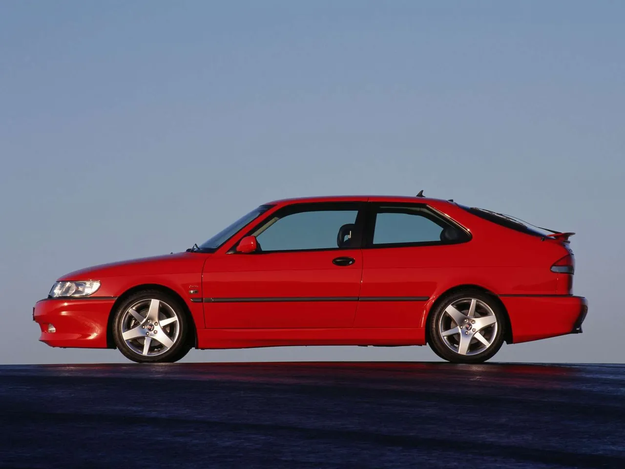 Saab 9-3 Aero Coupe (2001) – boční profil
