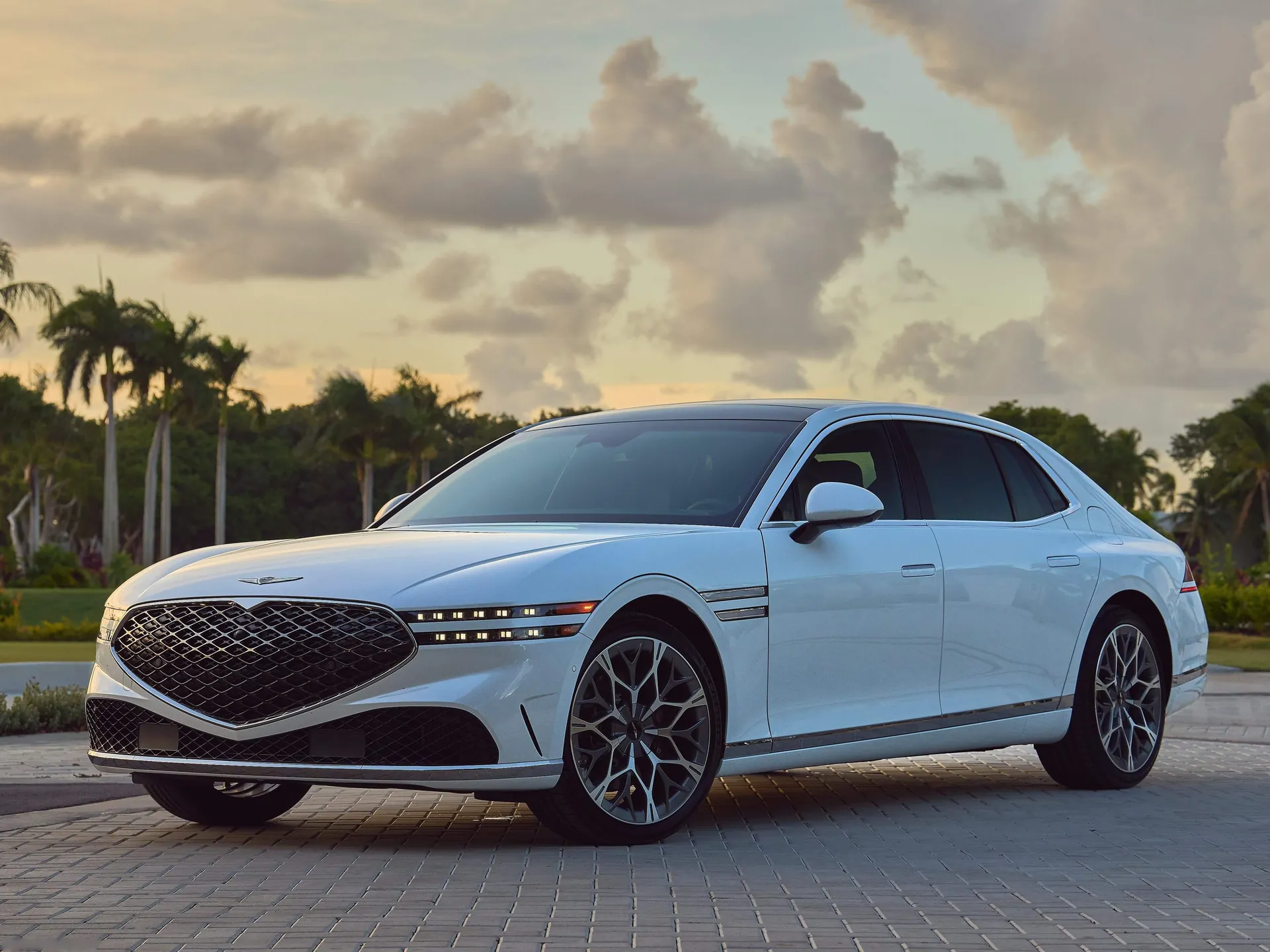 Genesis G90 (2023)