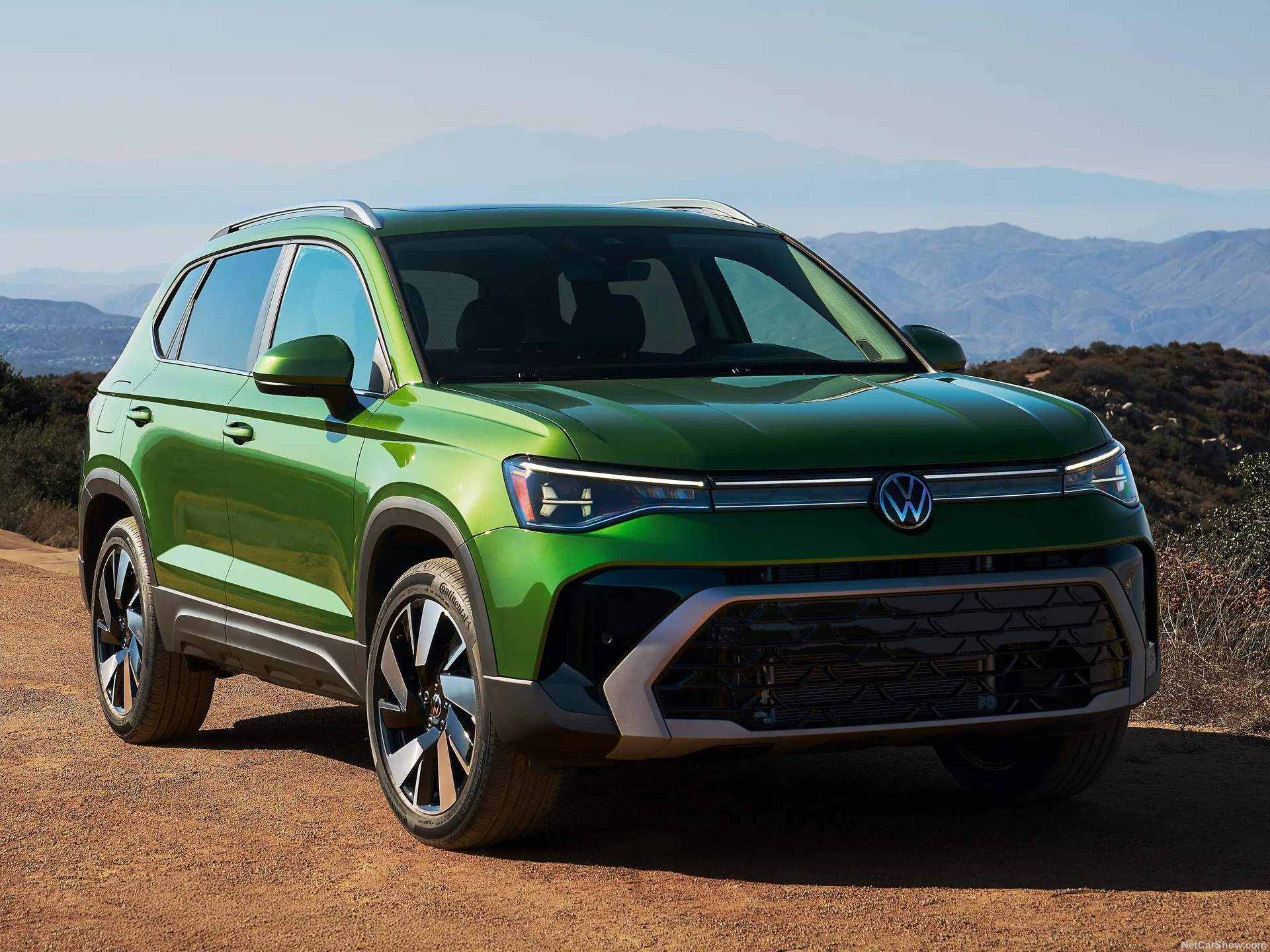 Volkswagen Taos (2025)