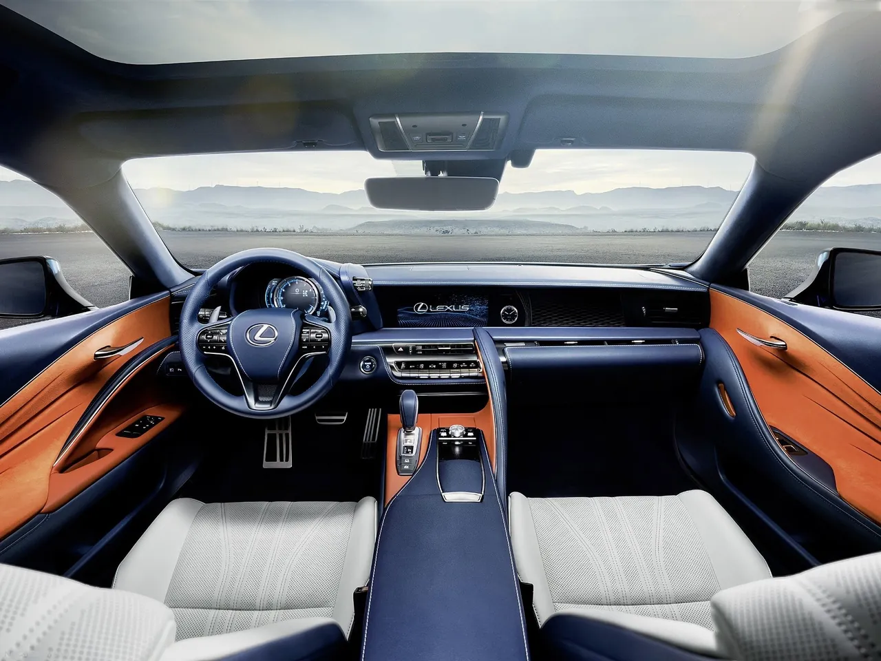 Lexus LC 500h (2017) – interiér