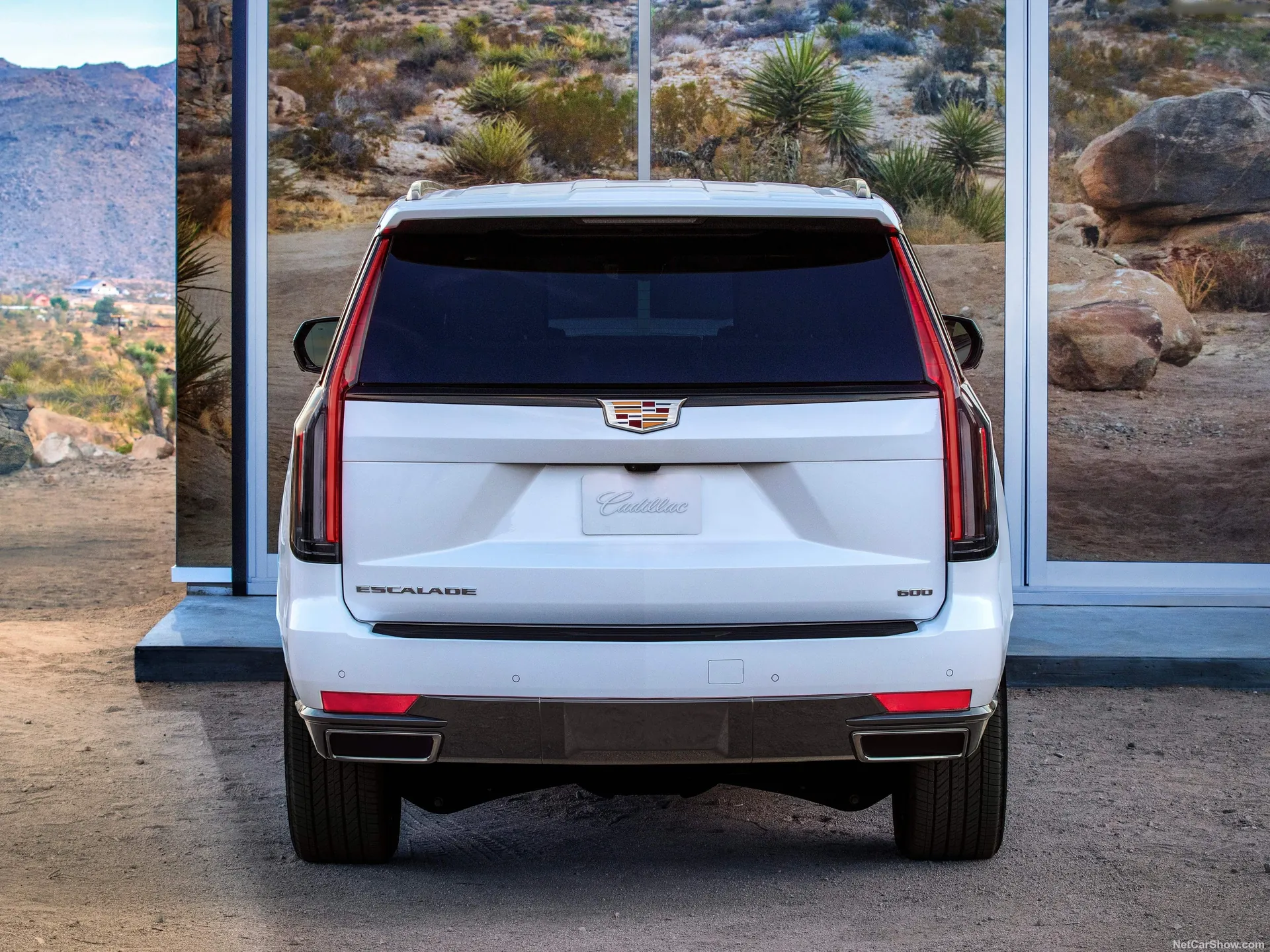 Cadillac Escalade (2021) – zezadu