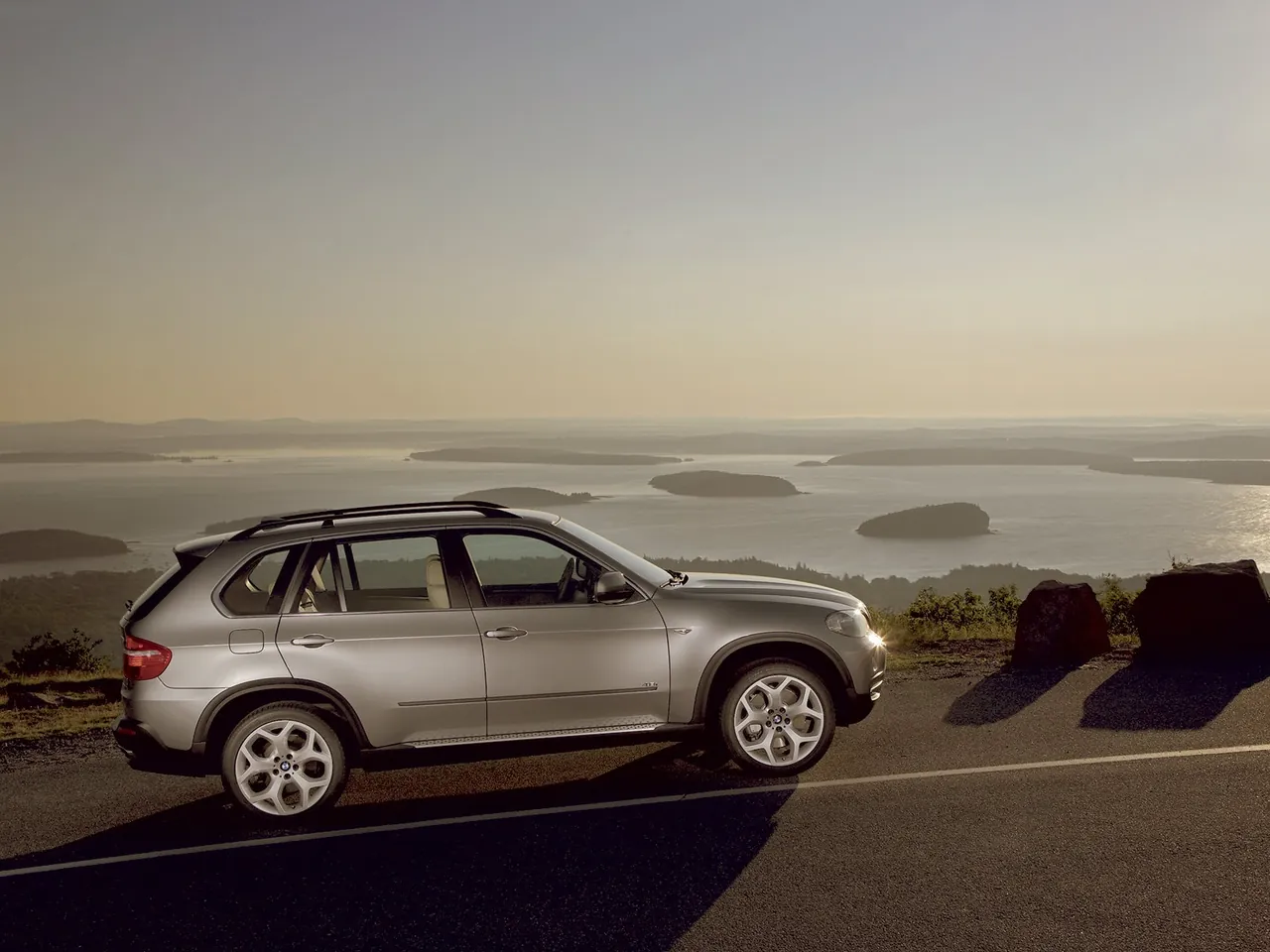 BMW X5 4.8i (2007) – boční profil