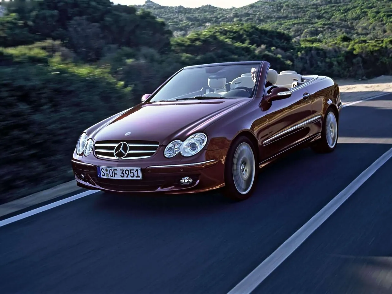 Mercedes-Benz CLK320 CDI Cabriolet Avantgarde (2005)