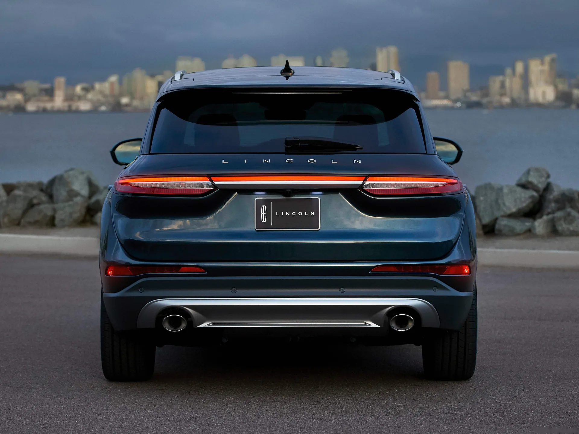 Lincoln Corsair (2020) – zezadu