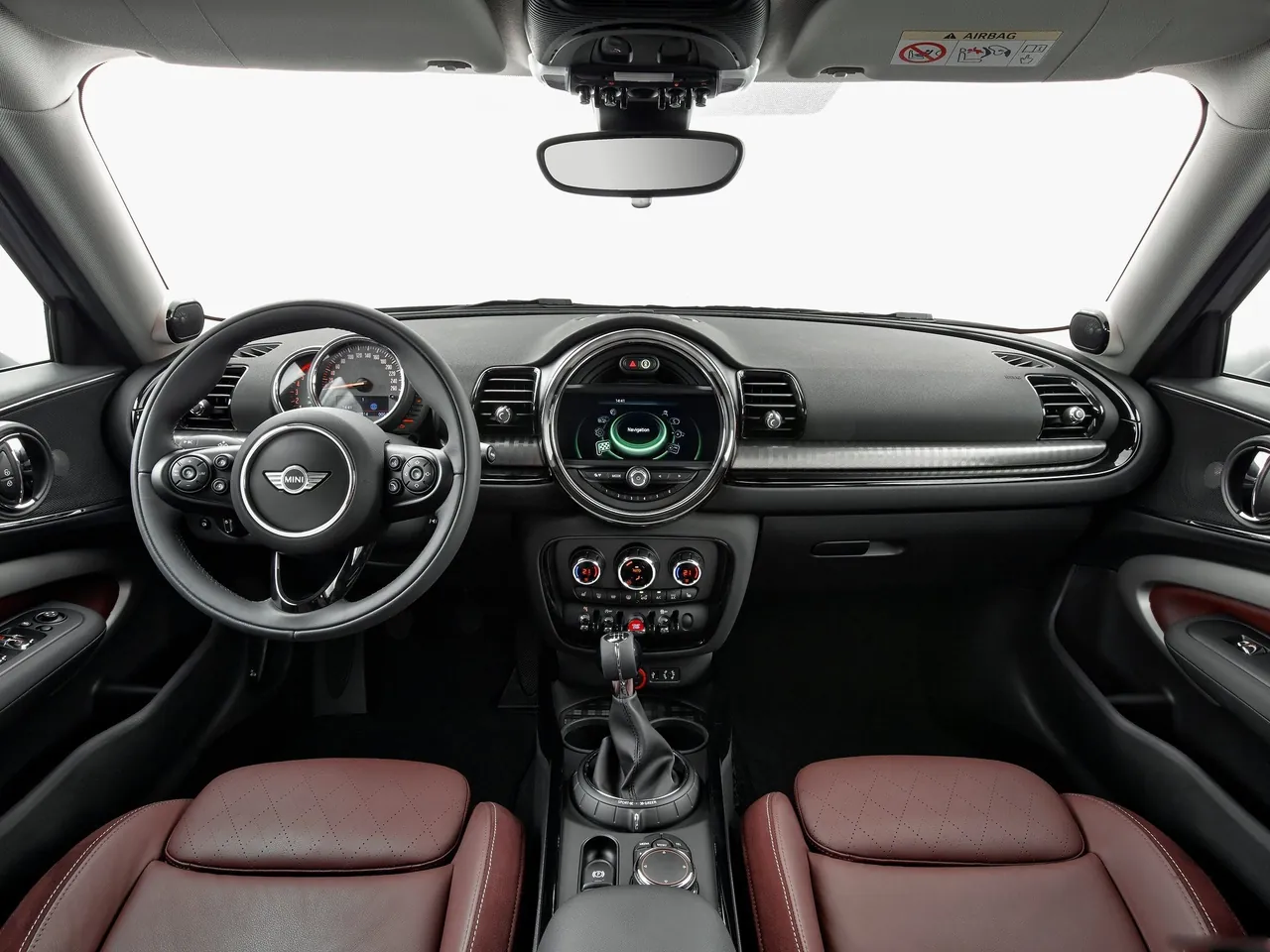 Mini Clubman (2016) – interiér