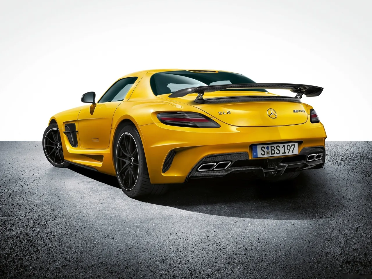 Mercedes-Benz SLS AMG Black Series (2014) - Rear Three-Quarter