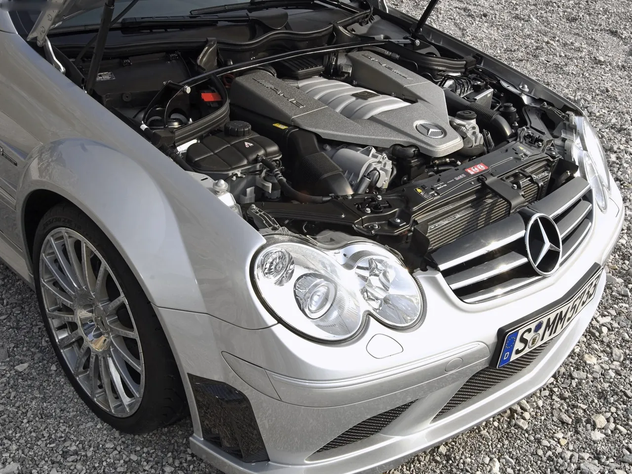 Mercedes-Benz CLK63 AMG Black Series (2008) - Engine Bay
