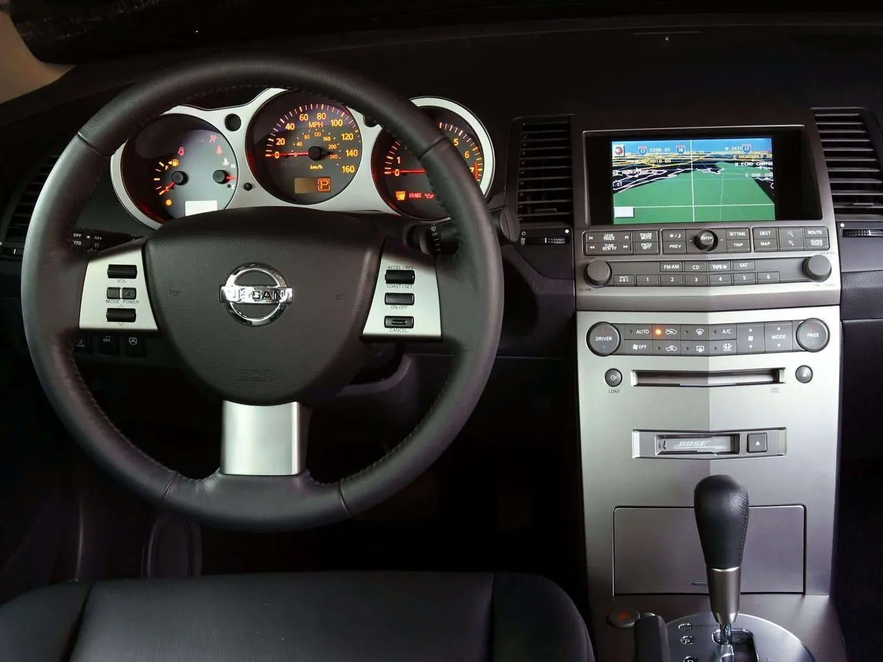 Nissan Maxima (2004) – interiér