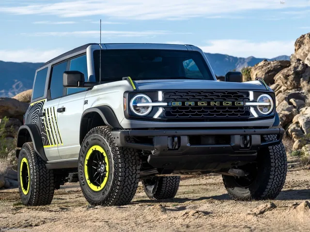 Ford Bronco RTR (2027)