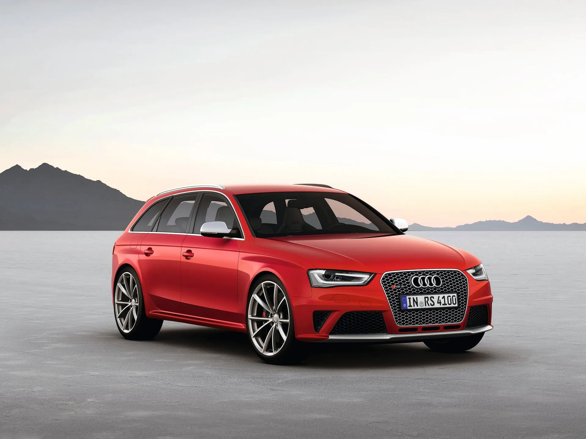 Audi RS4 Avant (2013)