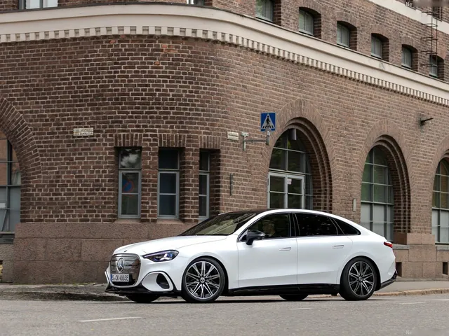 Mercedes-Benz C-Class EV (2027)