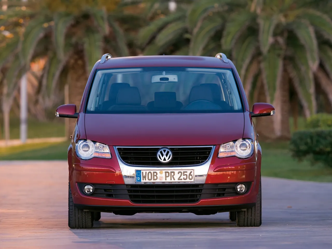 Volkswagen Touran (2007) – zepředu