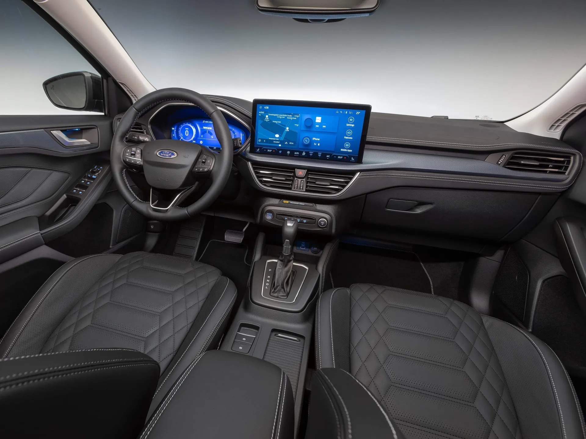 Ford Focus Active Wagon (2022) – interiér