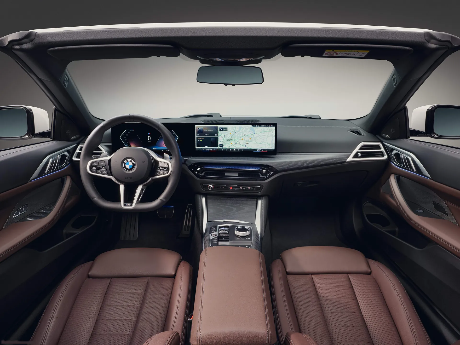 BMW 4-Series Convertible (2025) – interiér