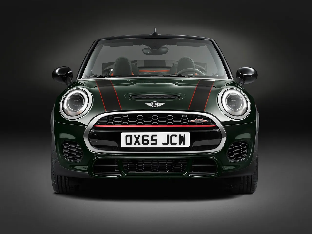 Mini John Cooper Works Convertible (2016) – zepředu