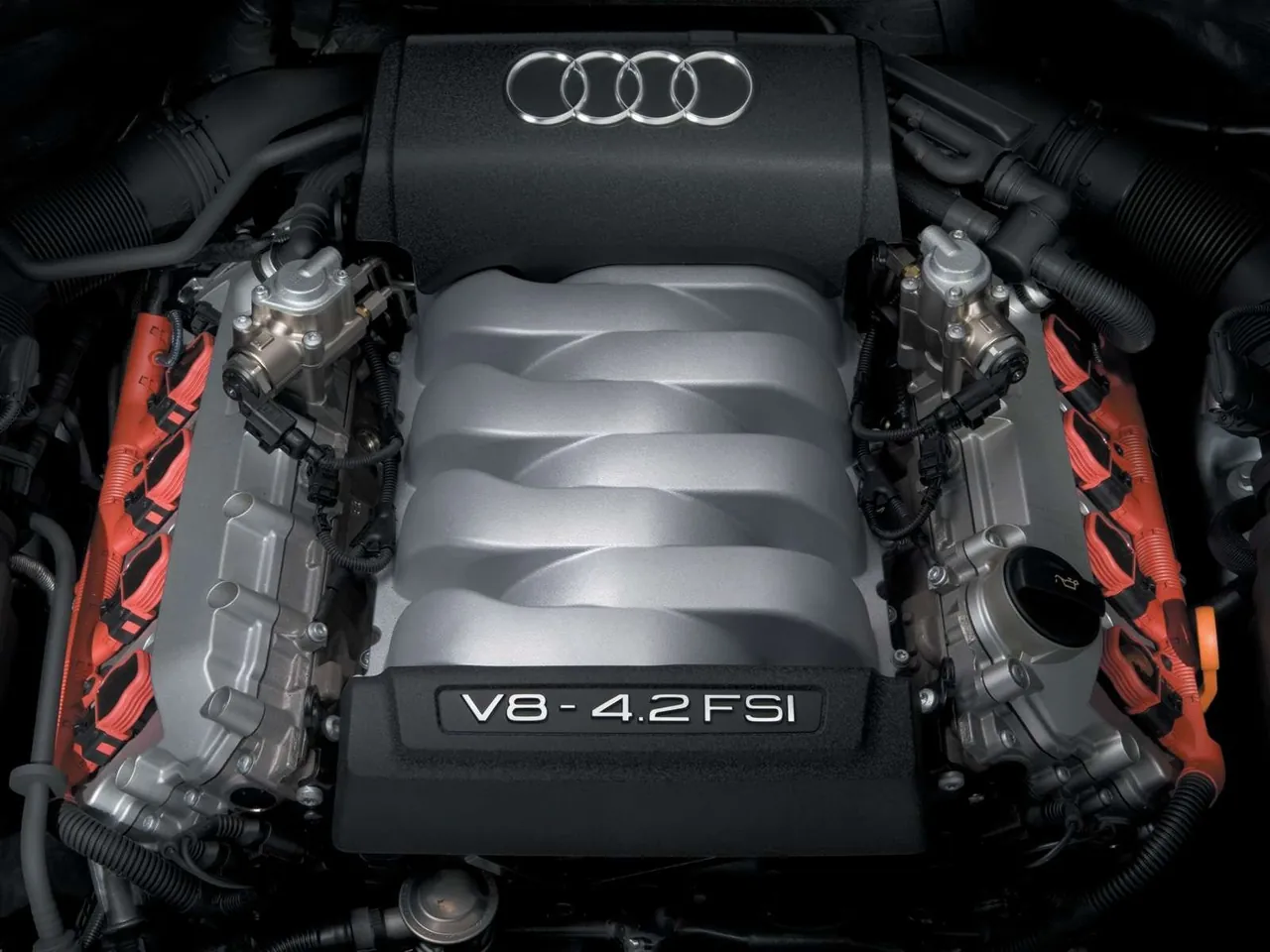 Audi Q7 (2006) – motorový prostor