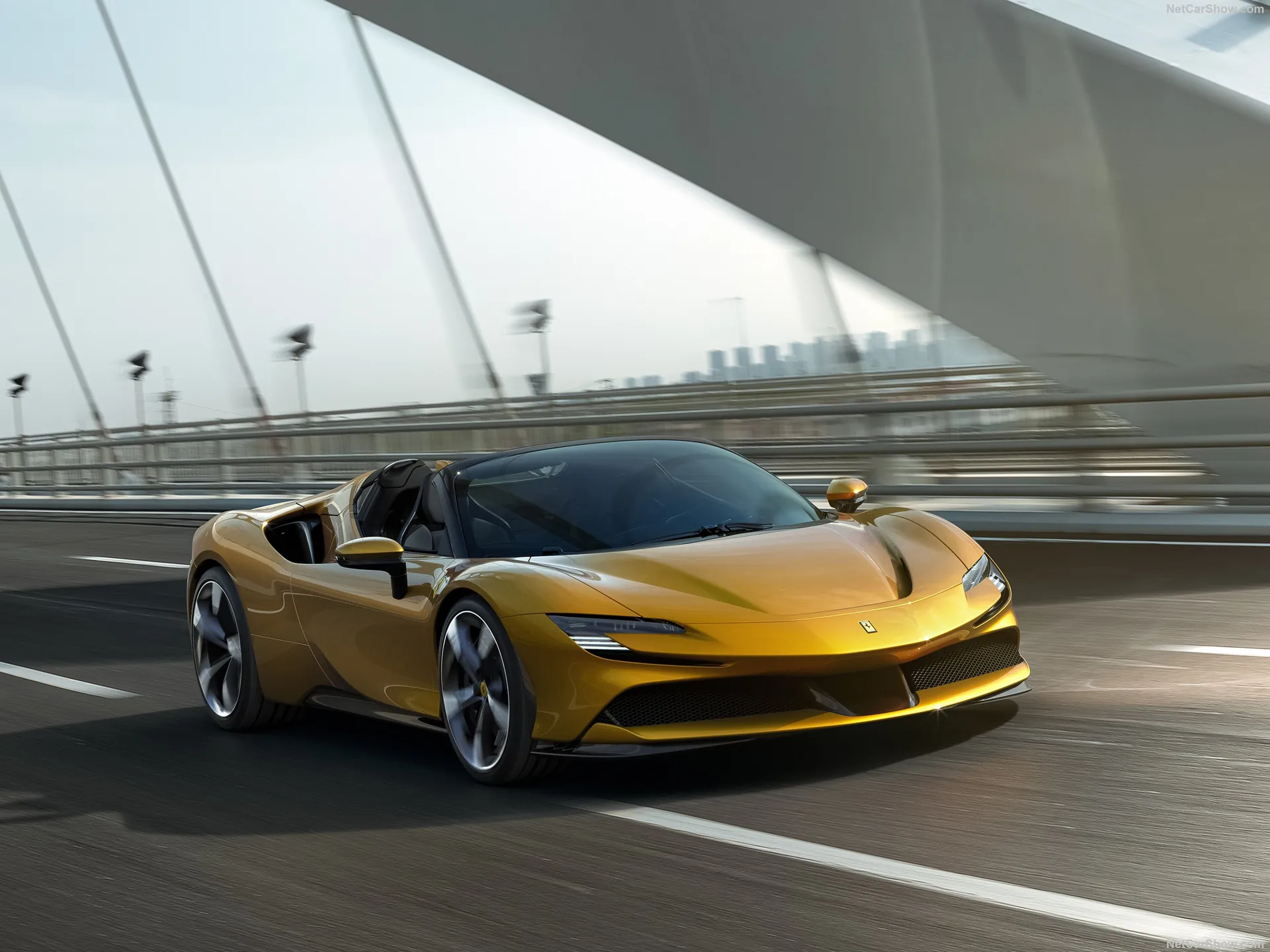 Ferrari SF90 Spider (2021)