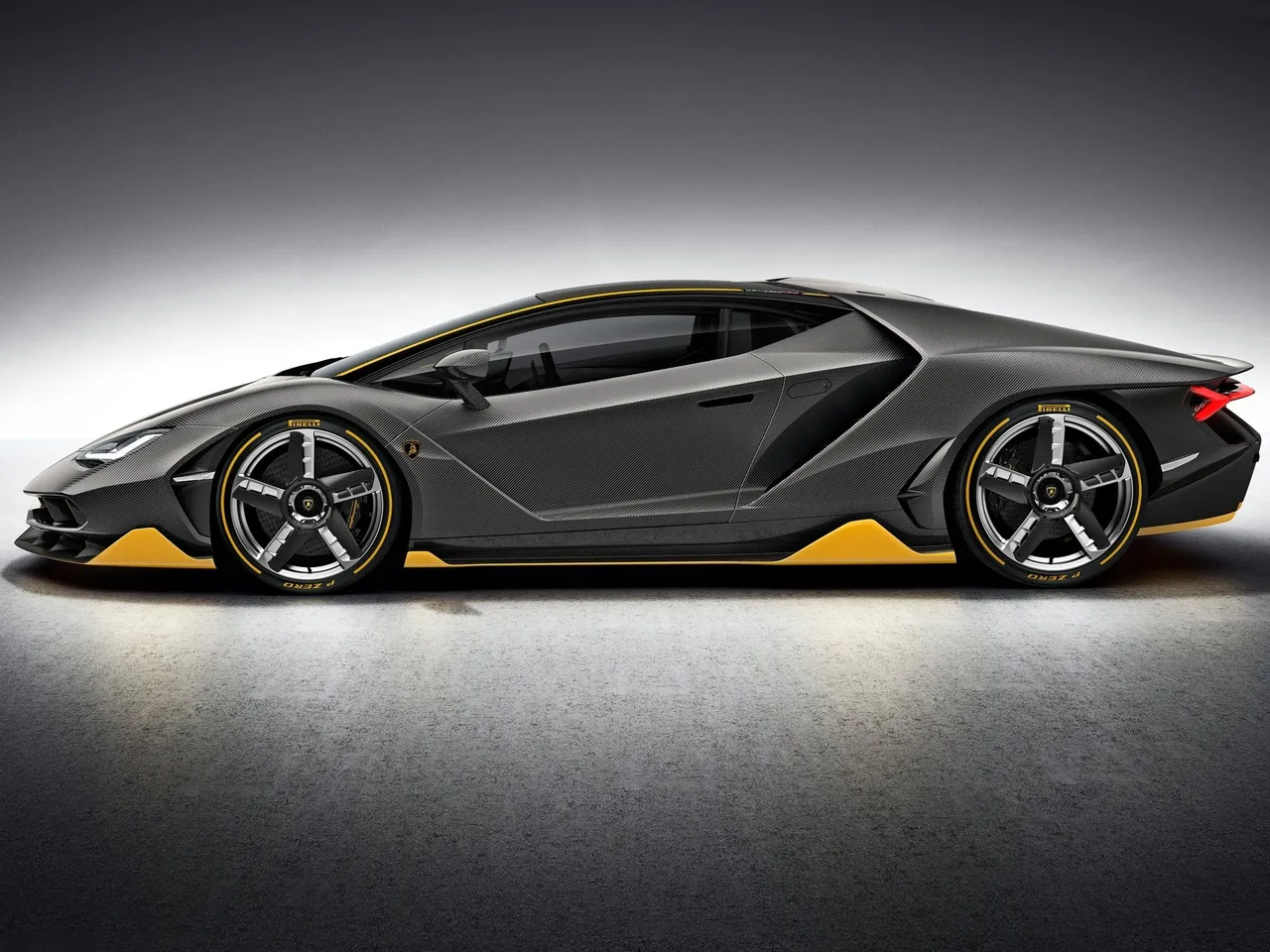 Lamborghini Centenario (2017) – boční profil