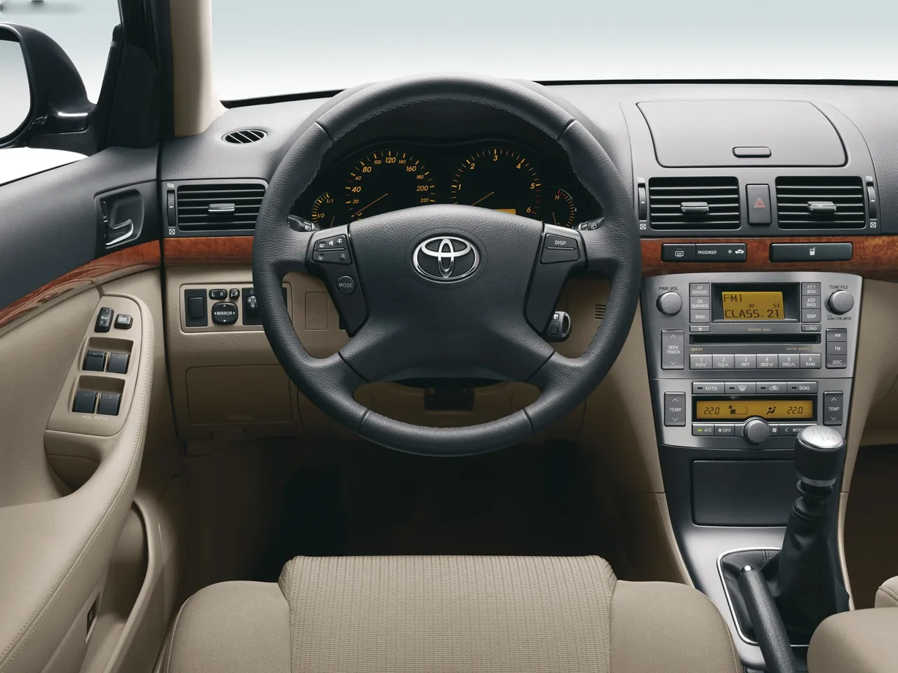 Toyota Avensis (2007) - Interior