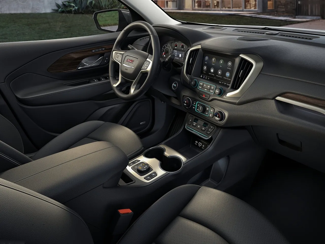 GMC Terrain Denali (2018) – interiér