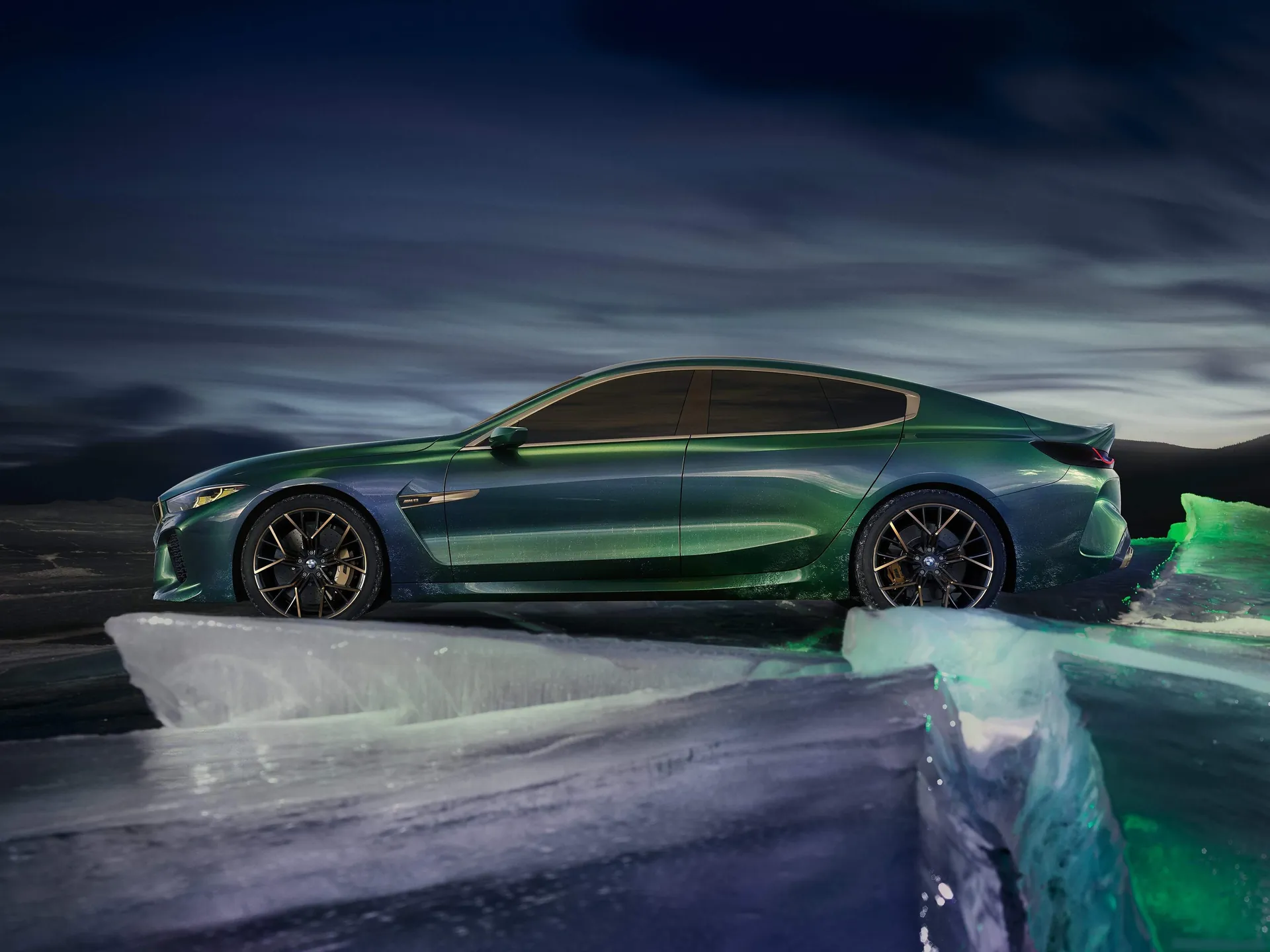 BMW M8 Gran Coupe Concept (2018) – boční profil