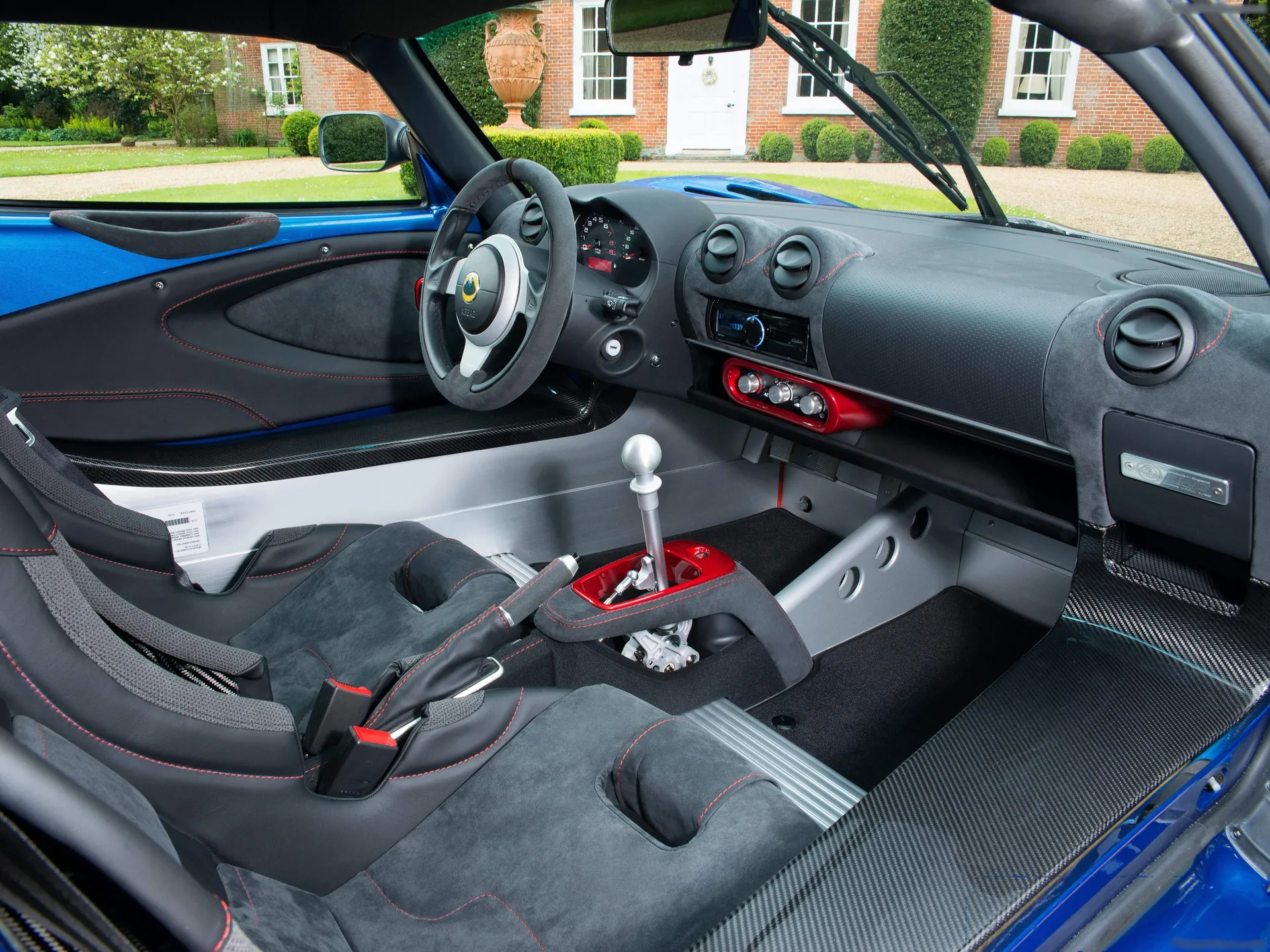 Lotus Exige Cup 380 (2017) – interiér