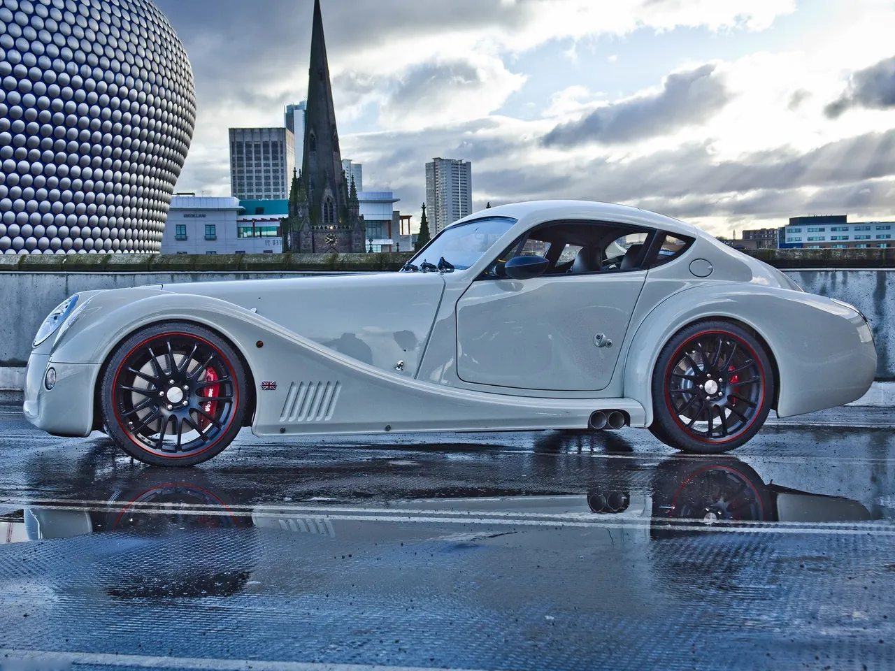 Morgan Aero Coupe (2012) – boční profil