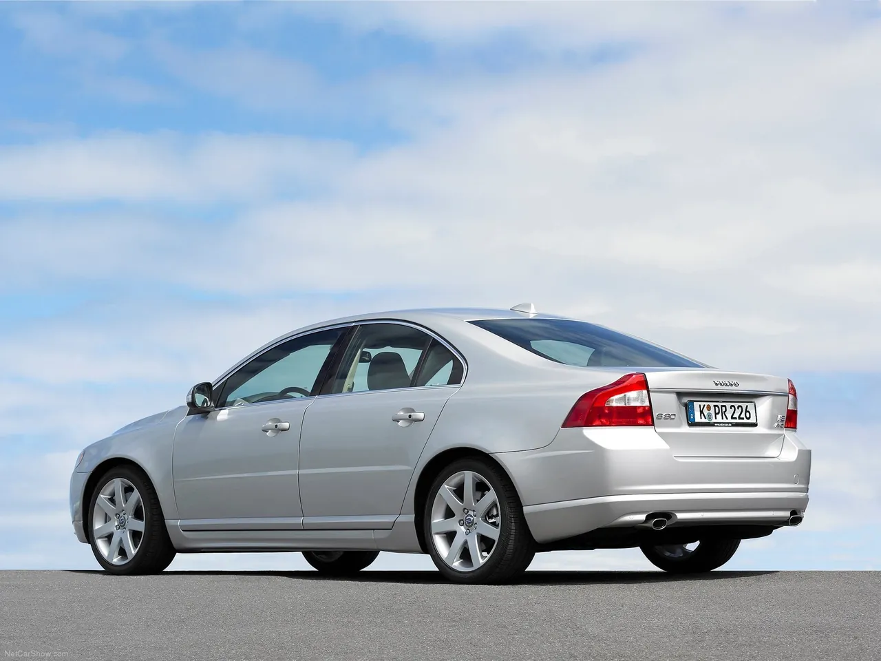 Volvo S80 (2006) – zadní tříčtvrteční pohled