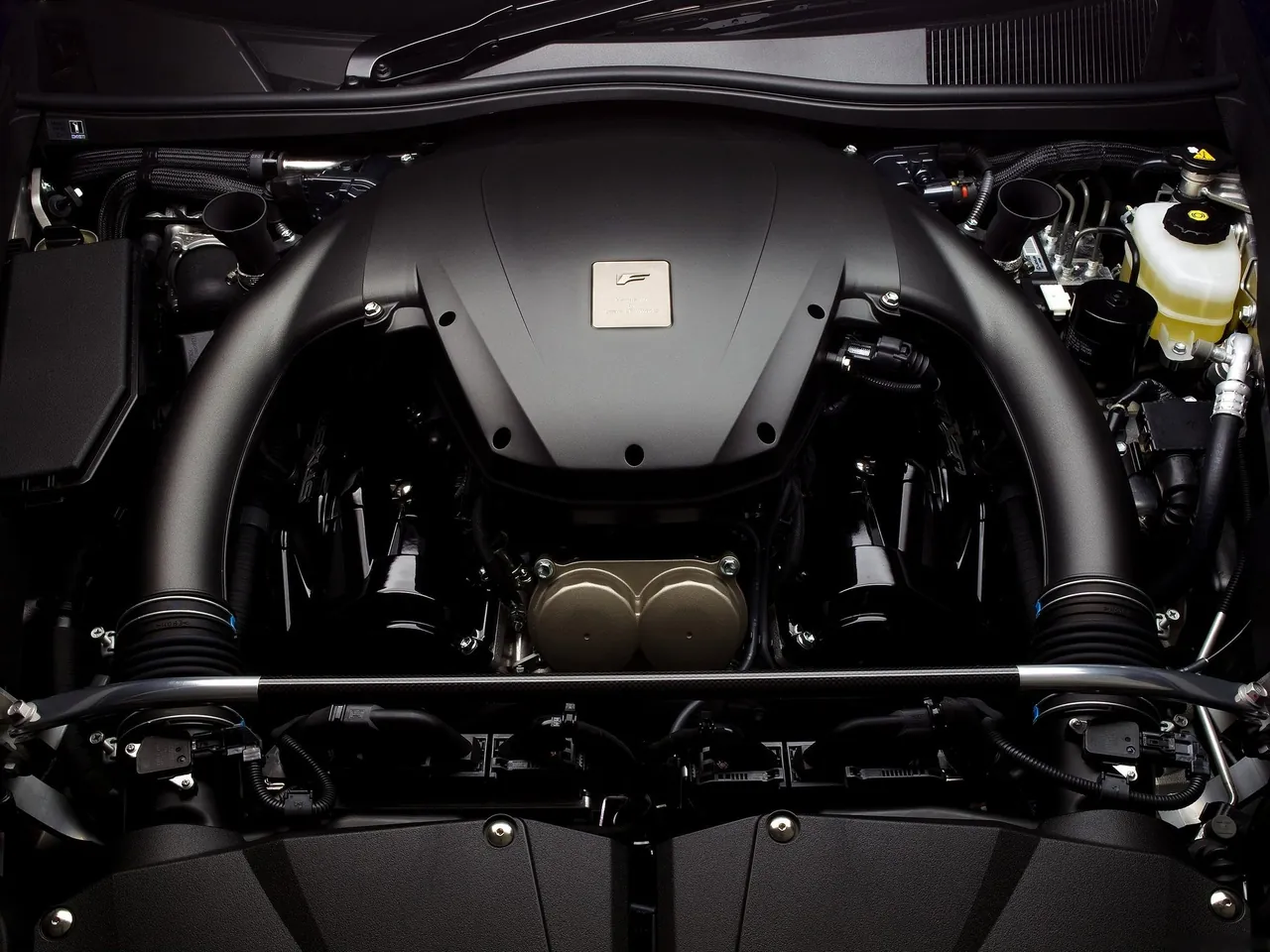 Lexus LFA (2011) – motor