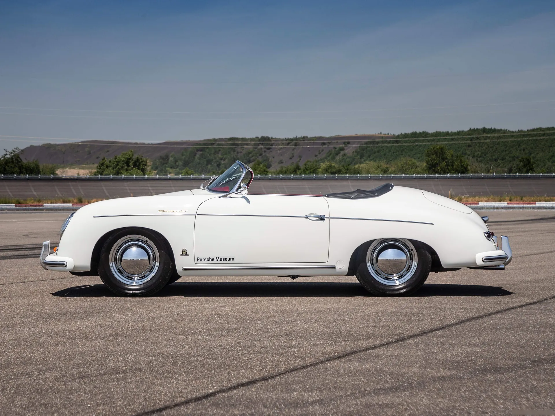 Porsche 356 1500 Speedster (1955) - Side Profile