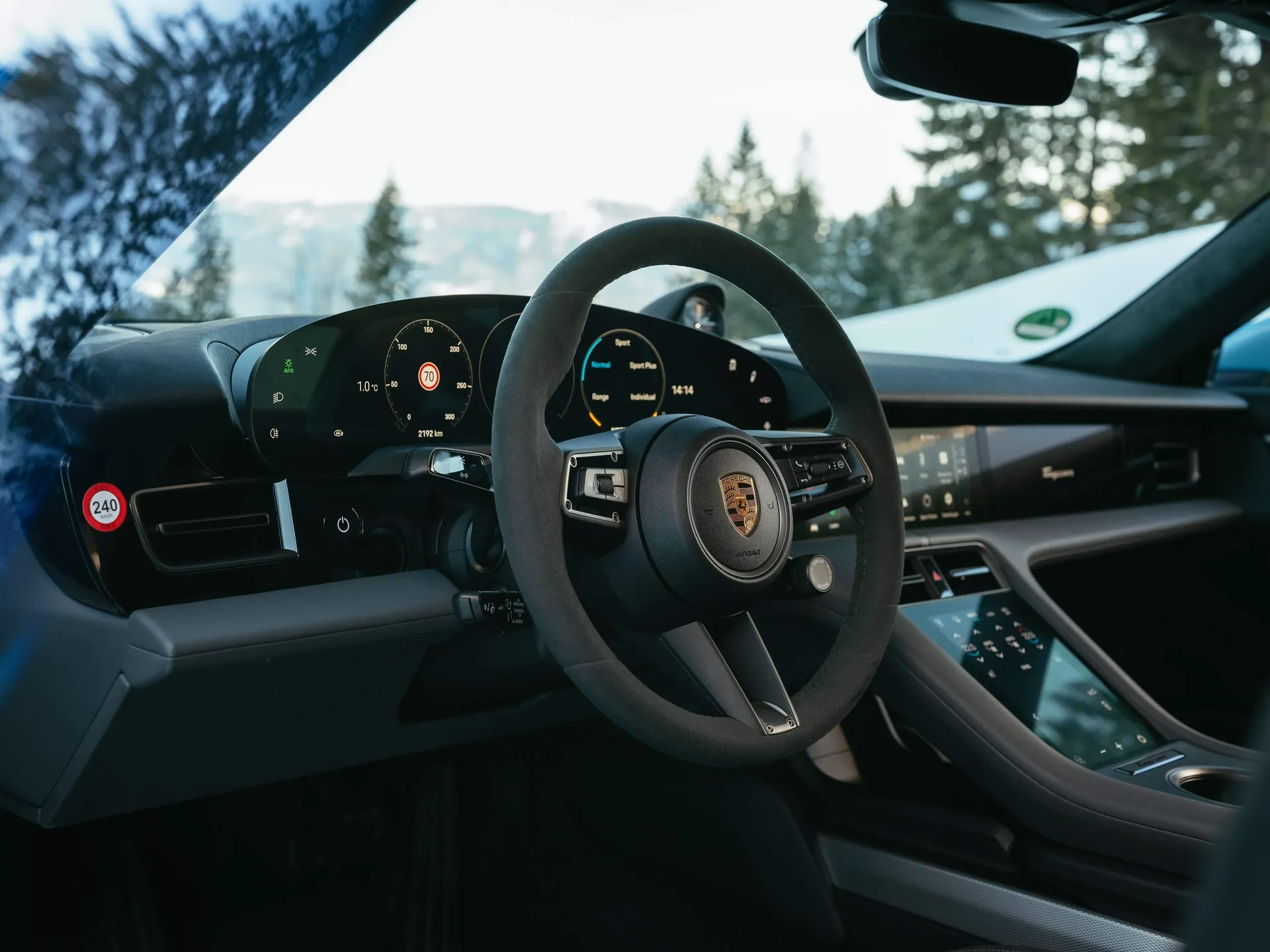Porsche Taycan 4S Sport Turismo (2022) - Interior