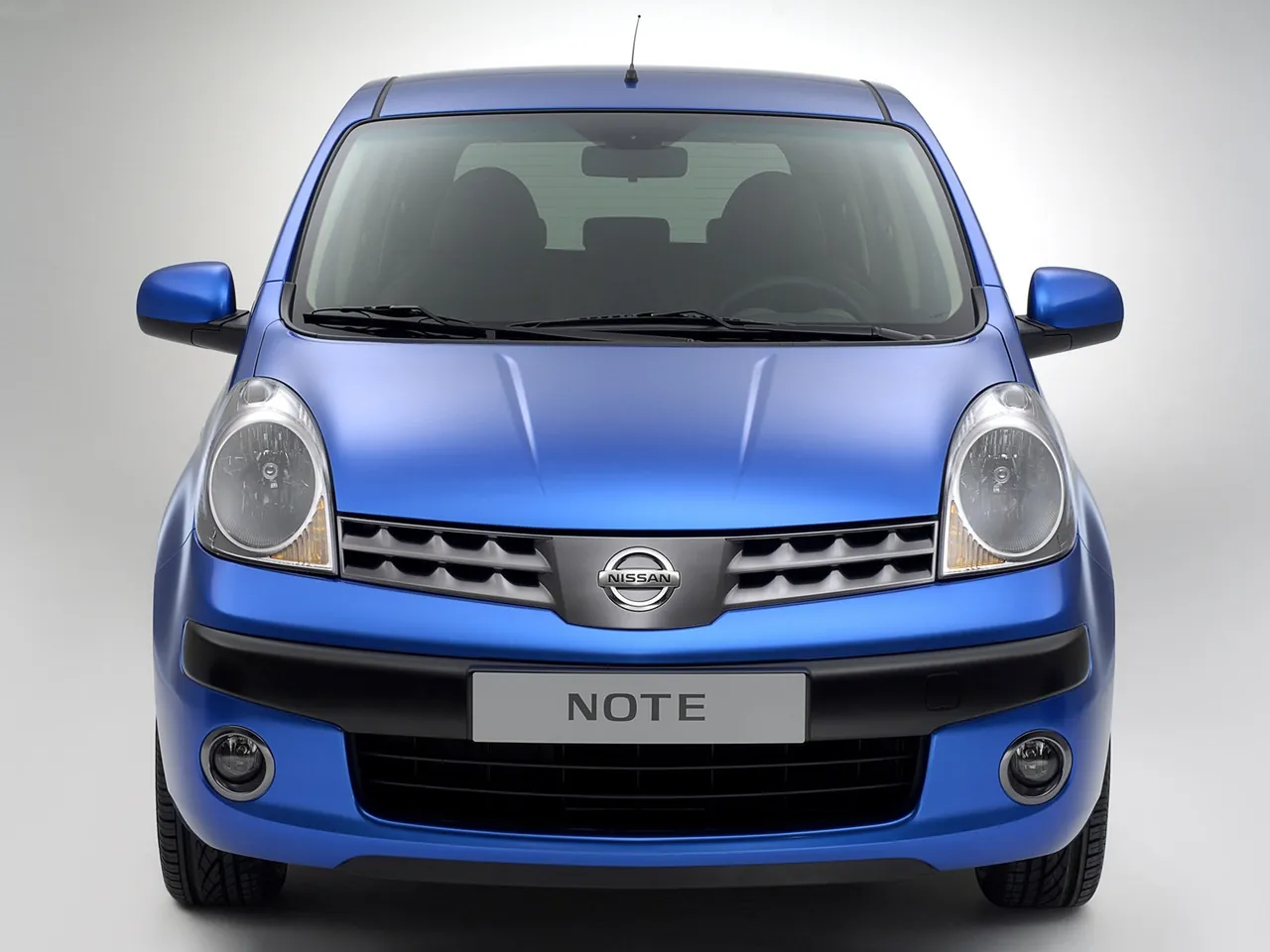 Nissan Note (2006) – zepředu