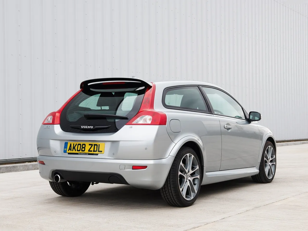 Volvo C30 (2007) – zadní tříčtvrteční pohled