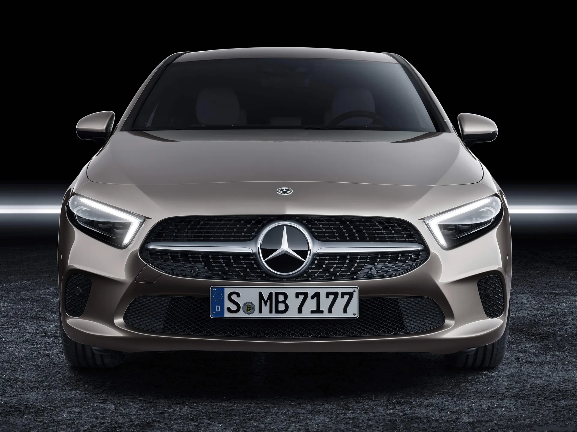 Mercedes-Benz A-Class Sedan (2019) – zepředu