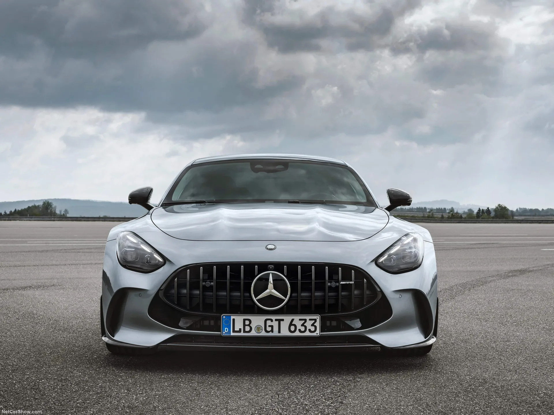 Mercedes-Benz AMG GT Coupe (2024) - Front