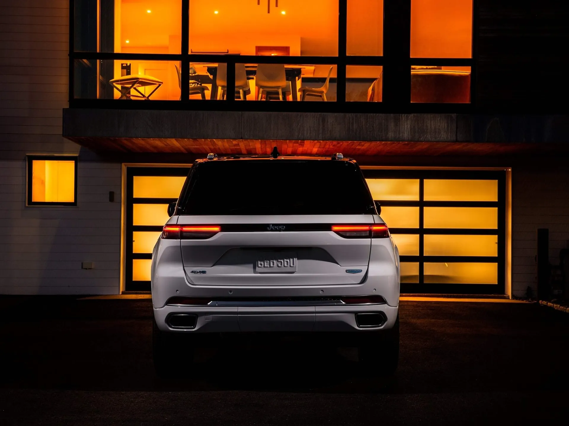 Jeep Grand Cherokee (2022) – zezadu