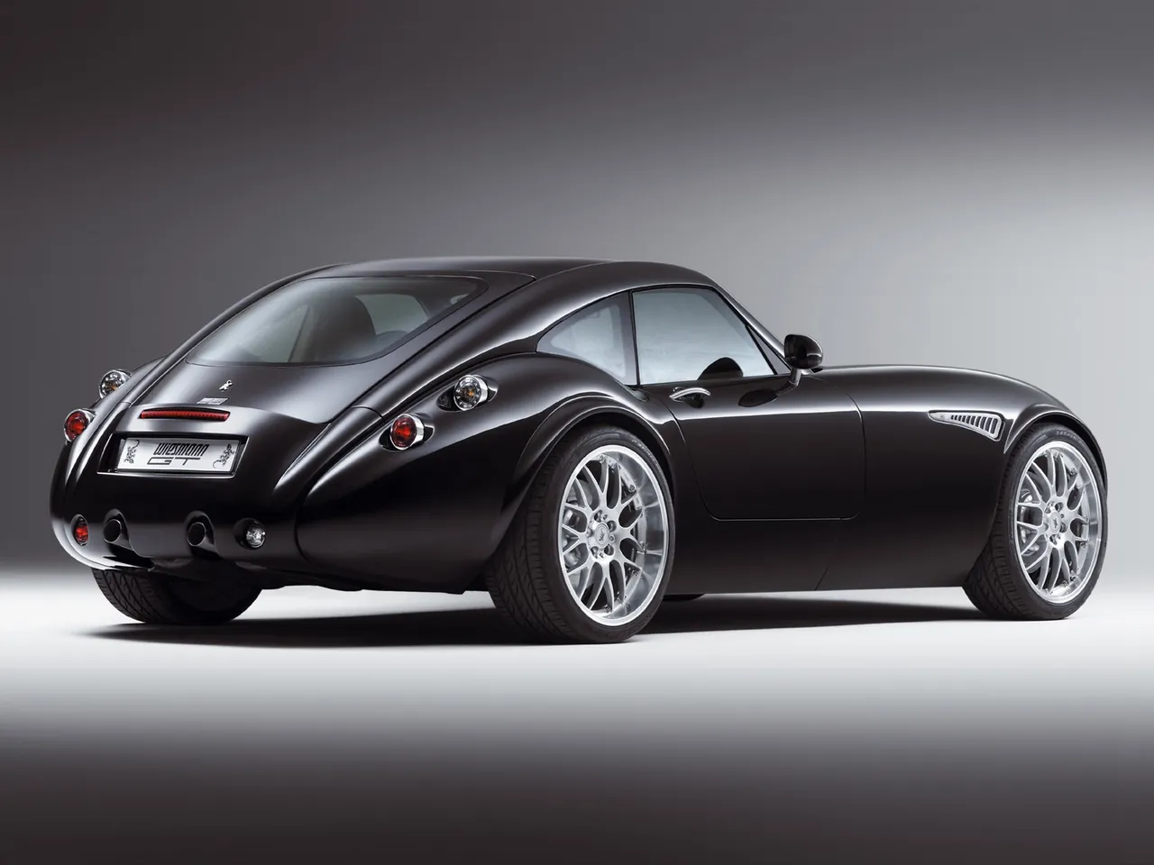 Wiesmann GT (2006) – zadní tříčtvrteční pohled