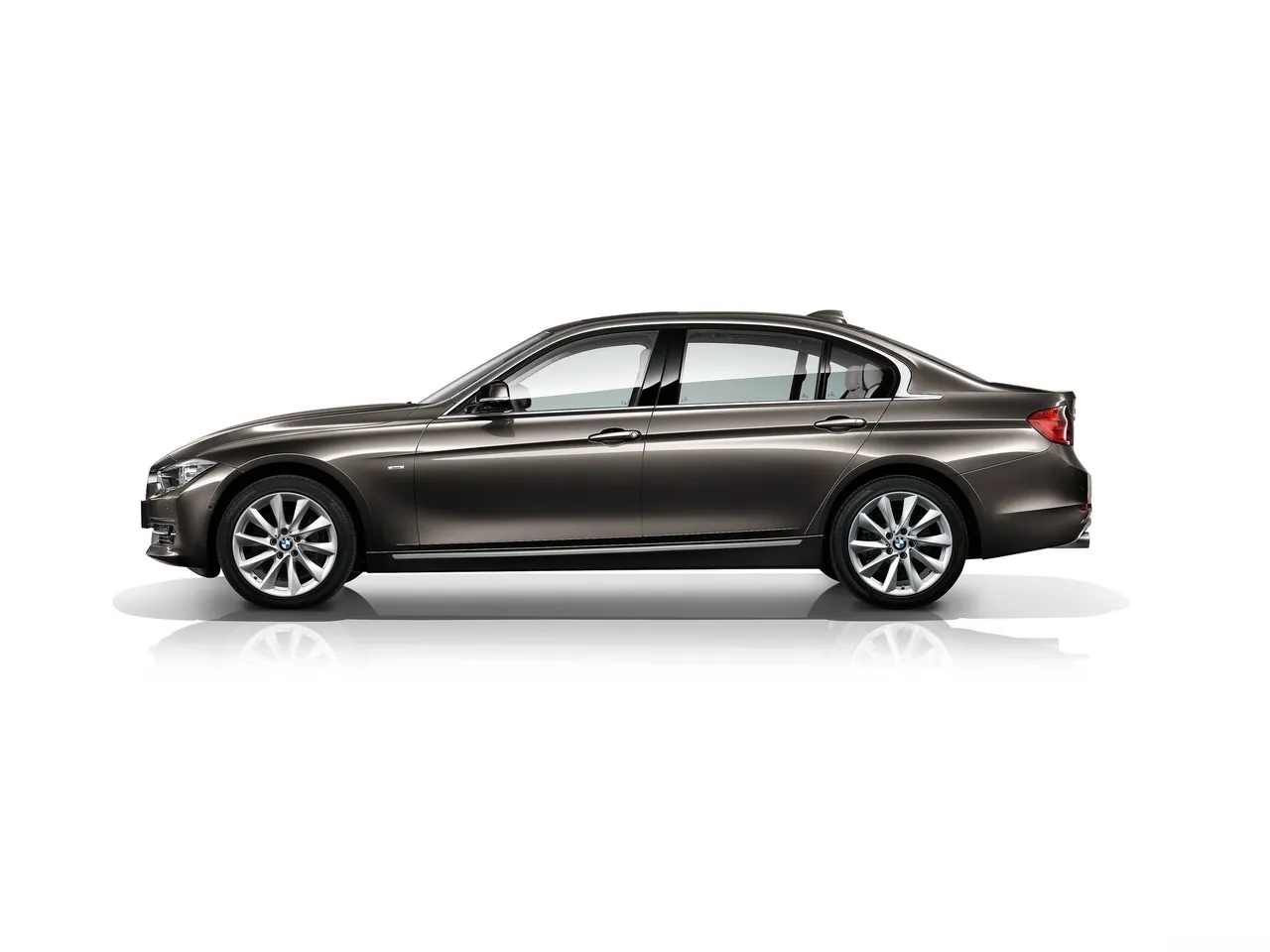 BMW 3-Series Long Wheelbase (2013) – boční profil