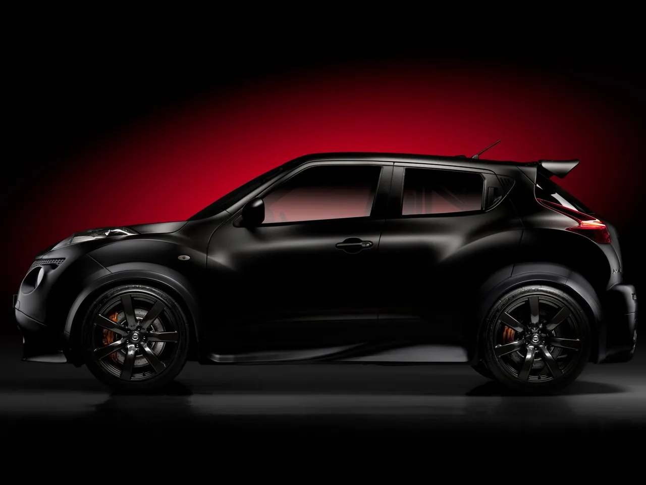 Nissan Juke-R Concept (2011) – boční profil