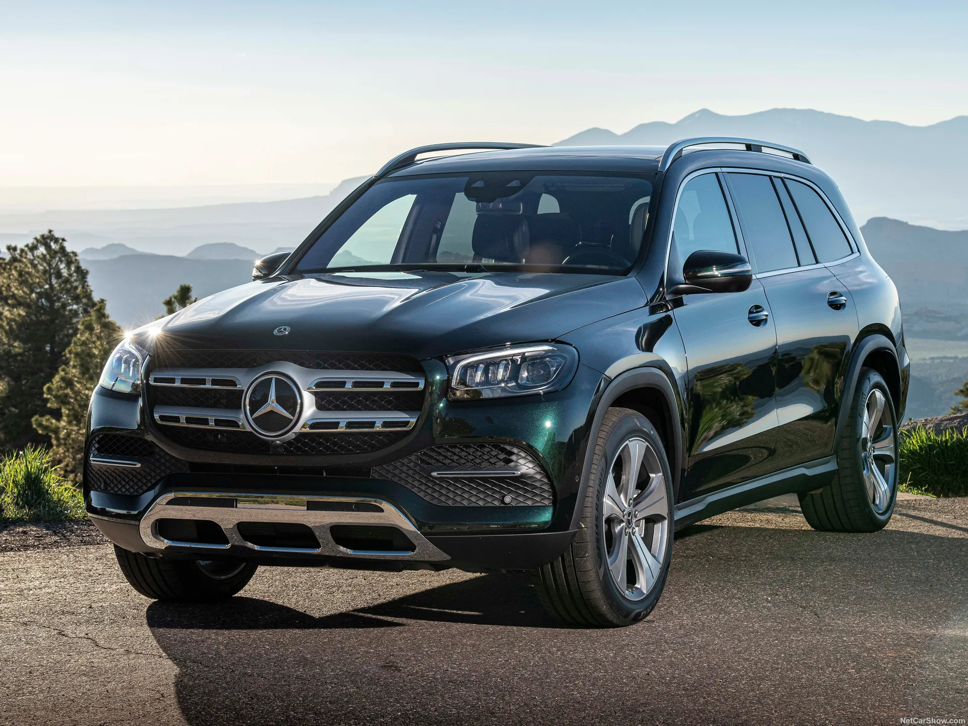 Mercedes-Benz GLS (2020)
