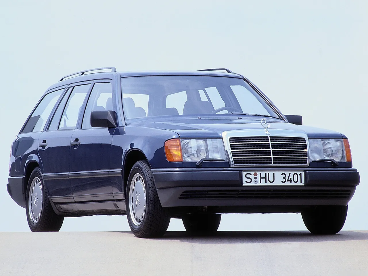 Mercedes-Benz E-Class Estate (1988)