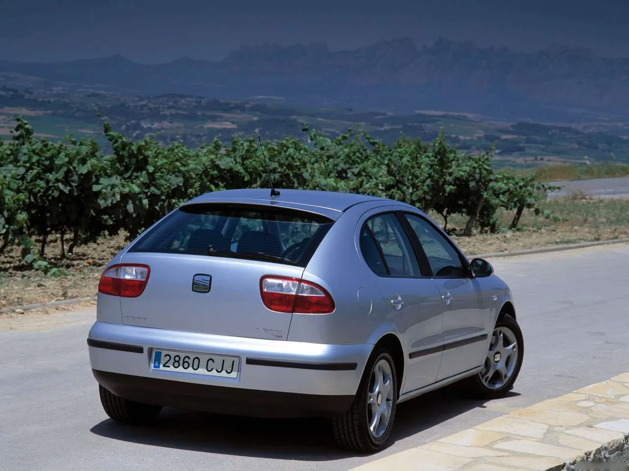 Seat Leon 1.9 TDI (1999) – zadní tříčtvrteční pohled