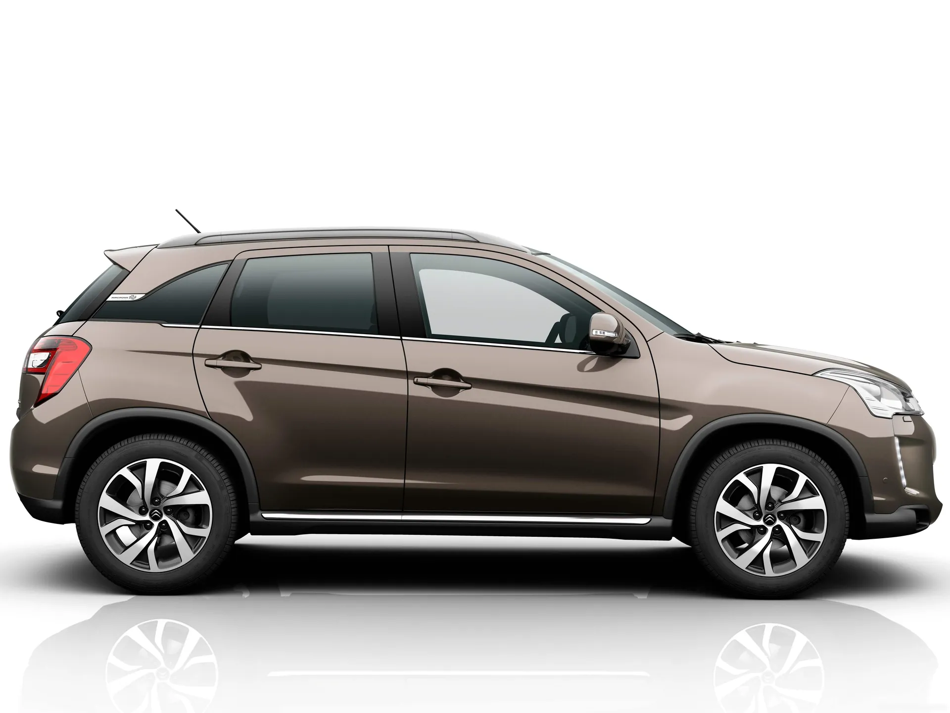 Citroen C4 Aircross (2013) – boční profil