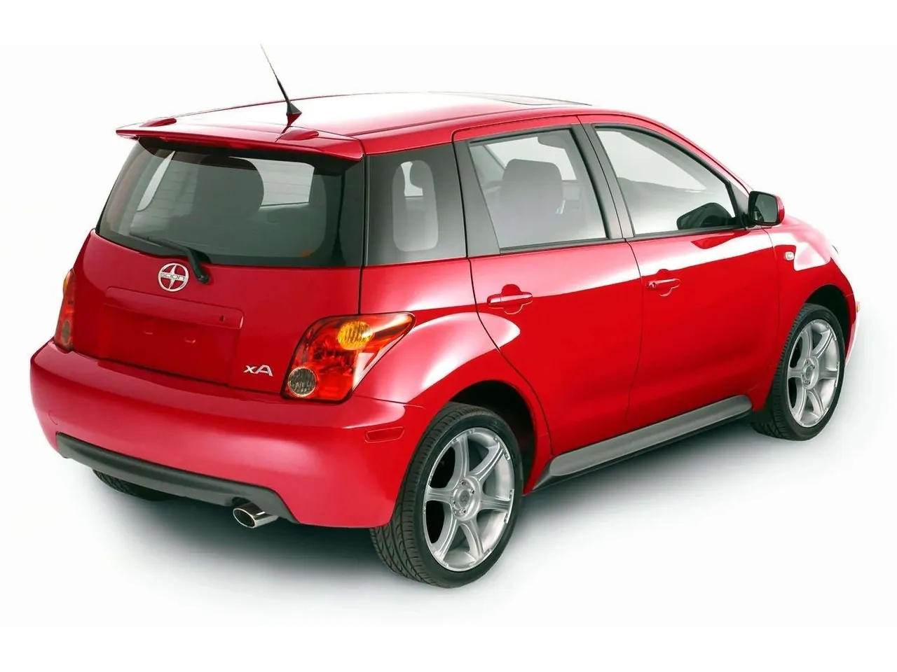 Scion xA Release Series 1.0 (2005) – zadní tříčtvrteční pohled