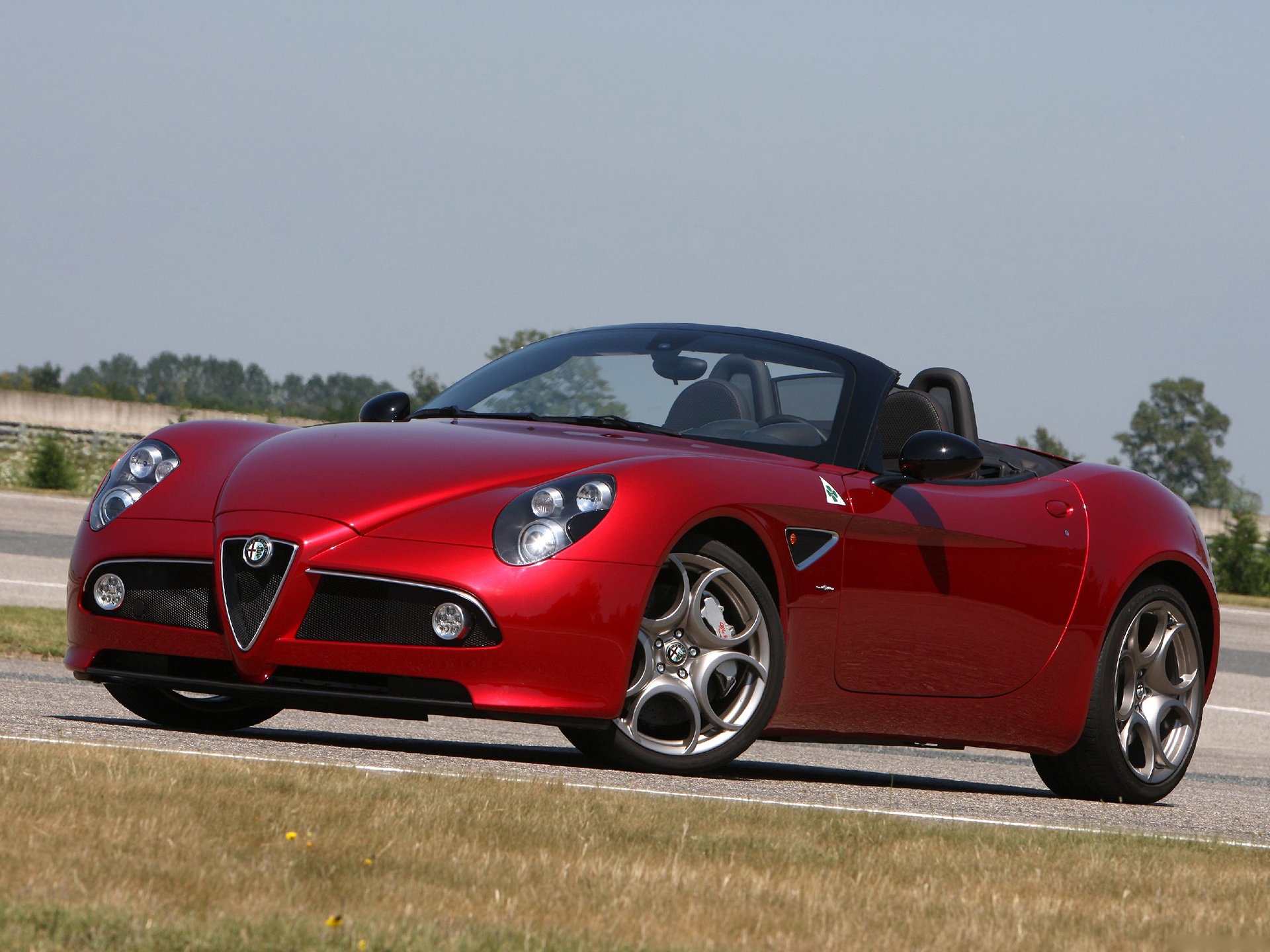 Alfa Romeo 8C Spider (2009)