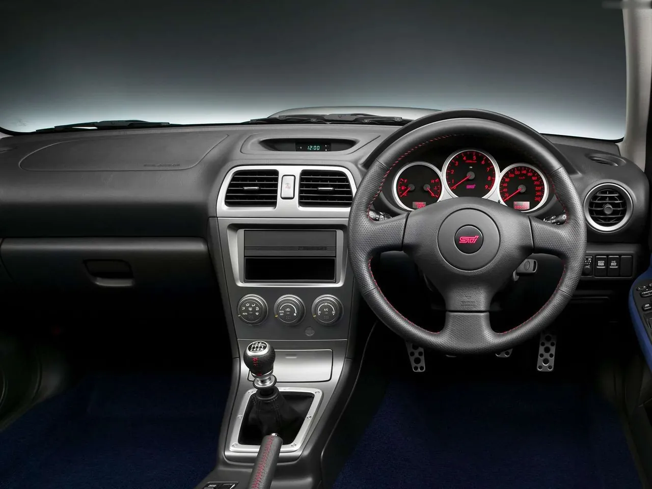 Subaru Impreza WRX STI (2006) – interiér