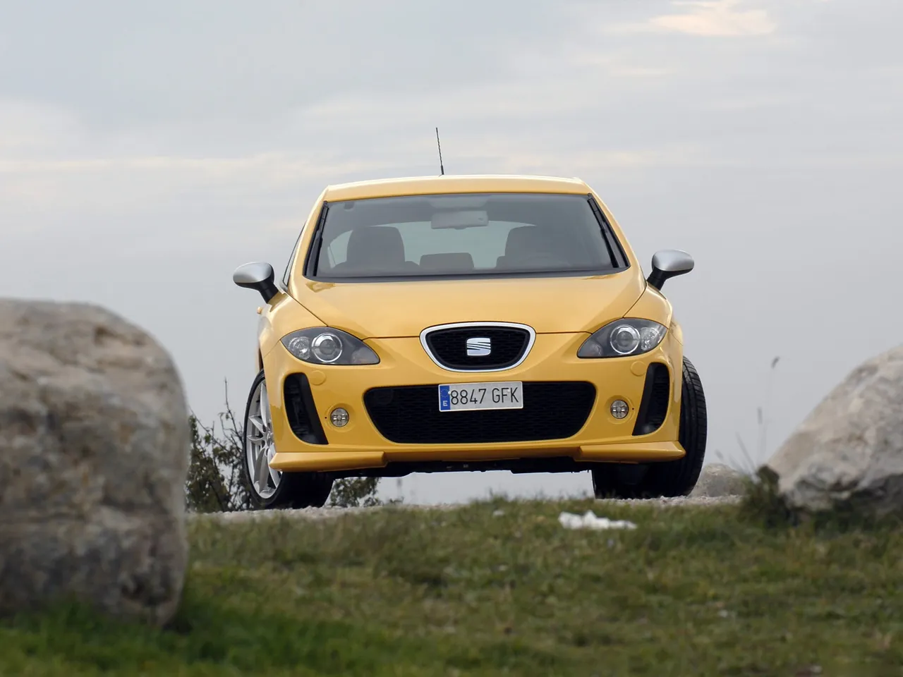 Seat Leon Linea R (2009) - Front