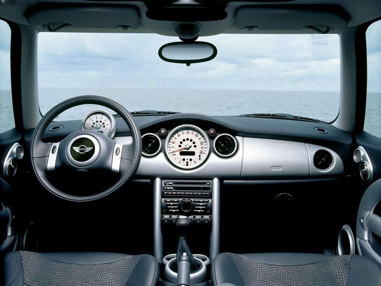 Mini One D (2003) – interiér